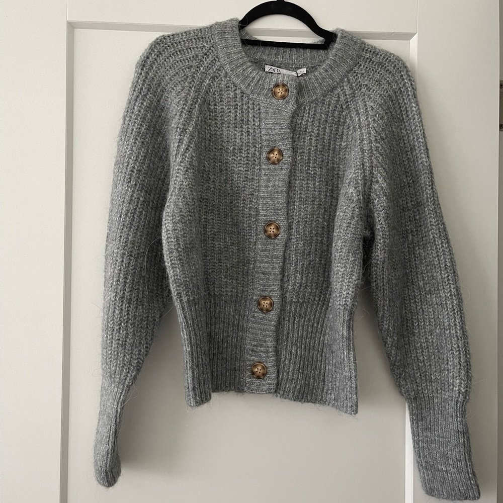 zara cardigan